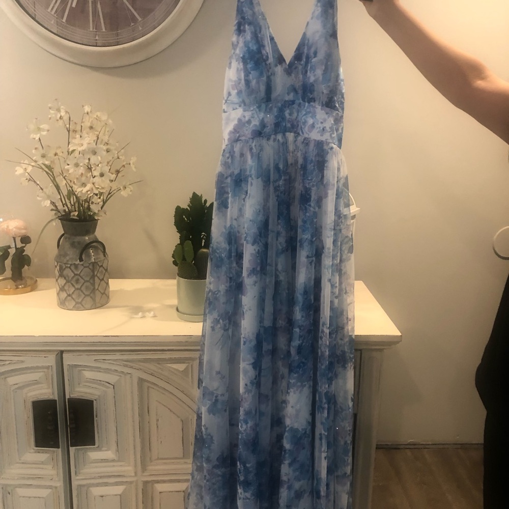 Sparkly blue New drees
